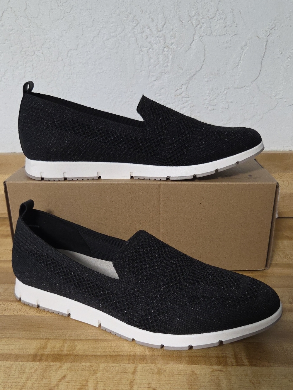 NWT "CLIFFS by White Mountain" Garren Woman's Slip-On Shoes Size 10